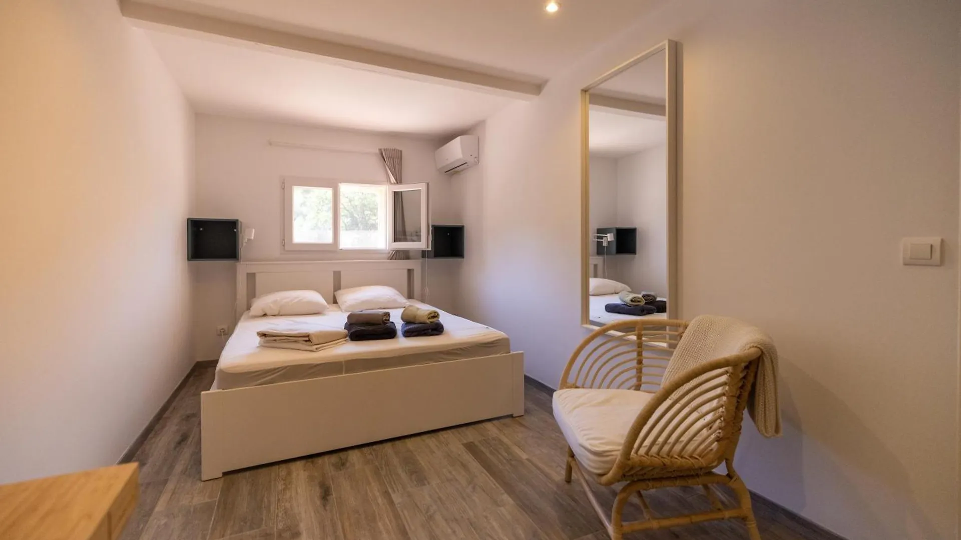 Domaine De La Navicelle Villa Le Pradet Holiday home